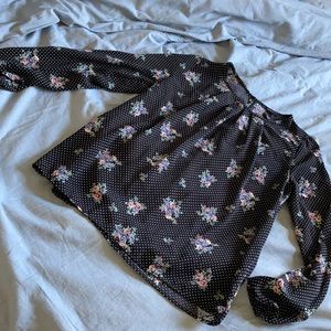 FOREVER 21 FLORAL LONG SLEEVED BLOUSE!!! 🌺🌷💐